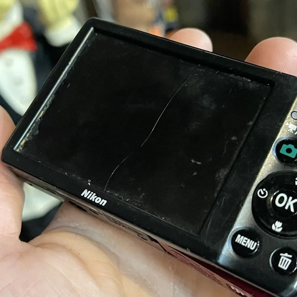 Nikon Coolpix L22 12MP 3.6x Optical Zoom Red Digital Camera For PARTS OR REPAIR
